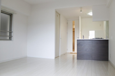 【居間・リビング】 | プライムアーバン博多東　プライスホームなら仲介手数料０円！