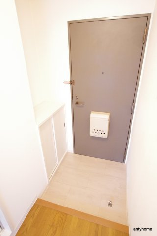 メゾンオーク毛馬　仲介手数料無料の玄関