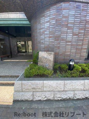 【エントランス】 | リバレイン