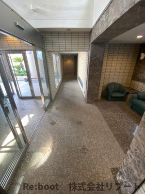 【ロビー】 | リバレイン