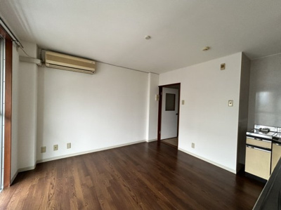 【居間・リビング】 | 豊橋aビル | DK