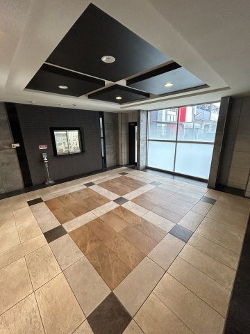 エステムコート難波ウエストサイドⅡベイフレックスのエントランス