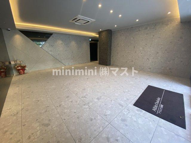 アリビオ大阪港の駐車場