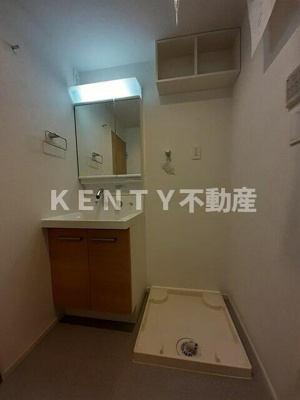 【洗面所】 | フィーカ蒲田 | ゆったりとスペースのある洗面所