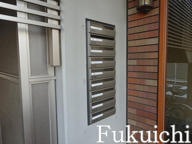 MAJESTY学芸大学のエントランス