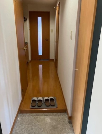 プチコートの玄関