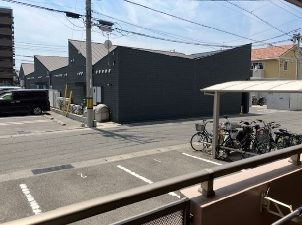 プチコートの駐車場