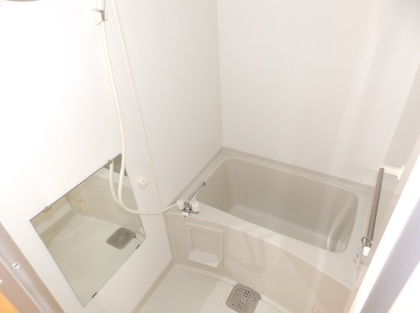 プチコートの浴室