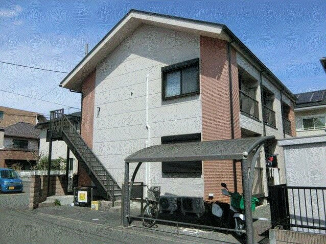 クローバーハウスの外観