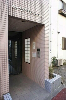 【エントランス】 | ウィステリアガーデン