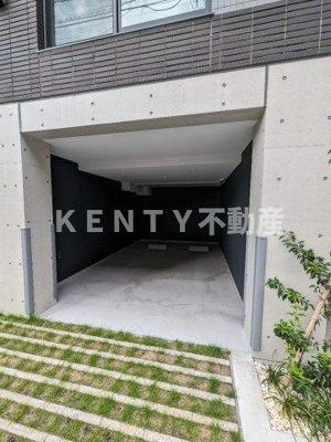 【駐車場】 | ルネサンスコート蒲田 | 駐車場があるので、車を買う予定の方も安心です