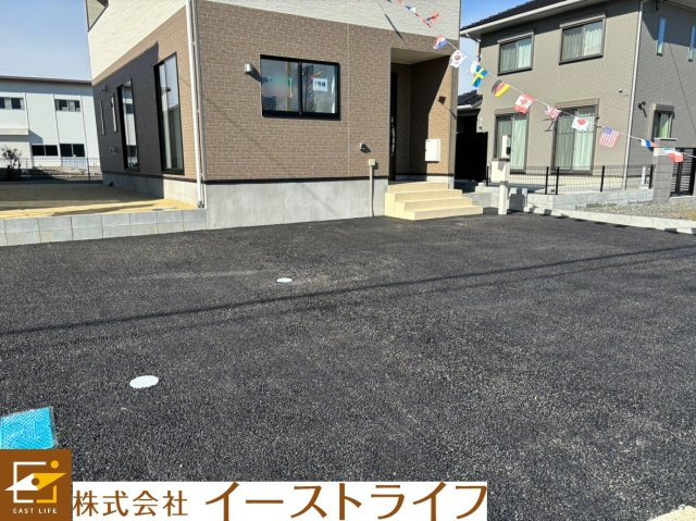 佐糠町第6　全2棟の駐車場|3台駐車可能（車種による）