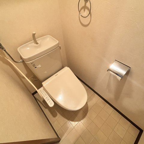 プレジャー室蘭駅前のトイレ