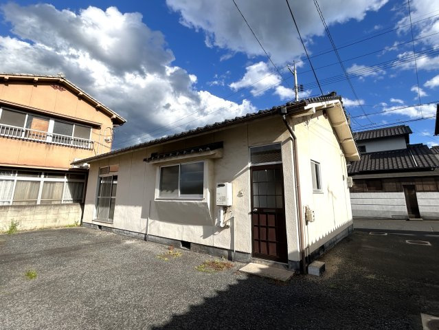 サンハウスワタナベ