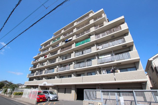 前原パークホームズの外観