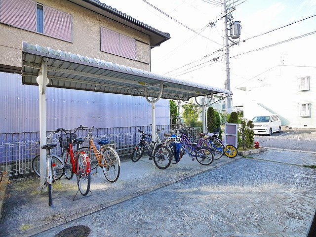 プリベ　ドゥースのその他共用部分|自転車置き場