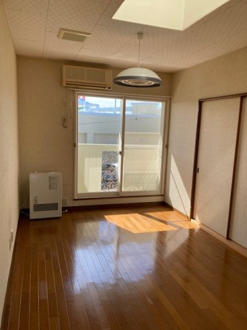 フォーラム東洋A棟の居間・リビング|ゆったり過ごせるリビングです