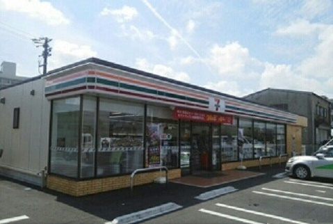 ラ・ヴィータ・フェリーチェの周辺