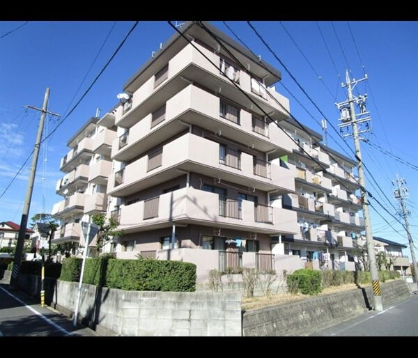 サンメゾン一ッ木Ⅱ(V)の外観