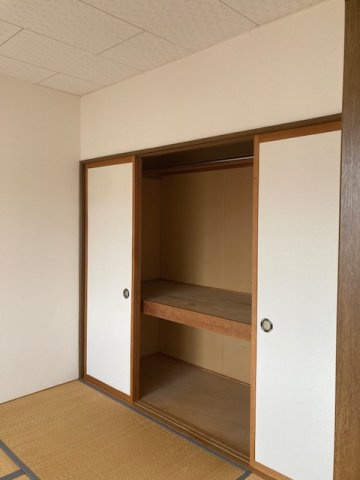 メゾントパーズの収納|便利な収納スペースです