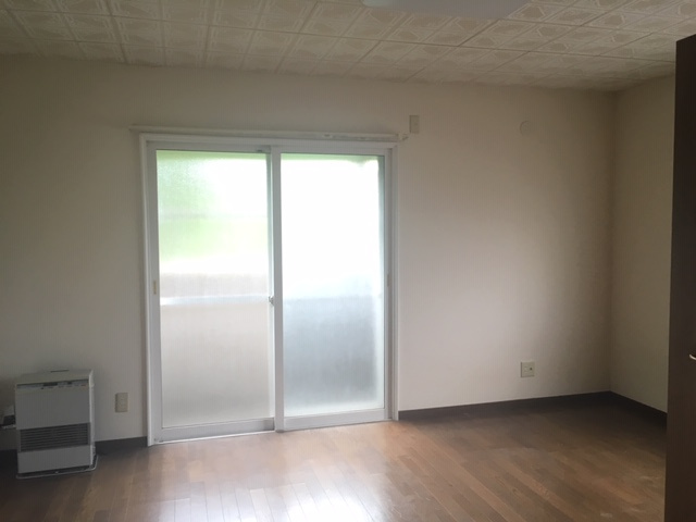 コーポアネックスの居間・リビング