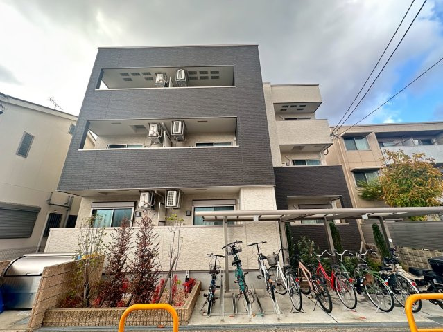 フジパレス摂津香露園の外観