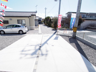 【駐車場】 | Livele Garden.S　鎌田新町　2号棟 | お休みの日は、家族でお出かけしてみては♪