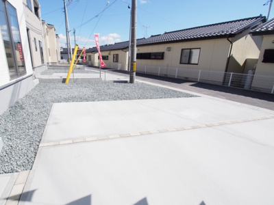 【駐車場】 | Livele Garden.S　鎌田新町　3号棟 | お休みの日は、家族でお出かけしてみては♪