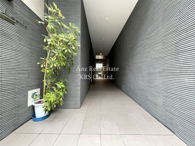 【エントランス】 | カーサラピス | オシャレなエントランスです♪