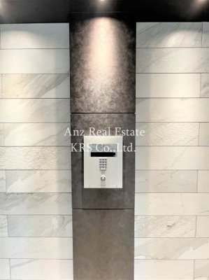 【セキュリティ】 | S-RESIDENCE西長堀 | エントランスにあるオートロック！入居者様の安全を守ります♪