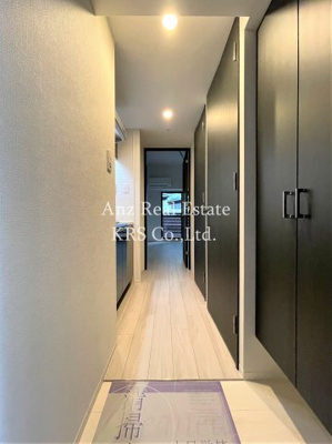 【玄関】 | S-RESIDENCE西長堀 | フラットフロアの玄関です♪トールタイプの下足箱！