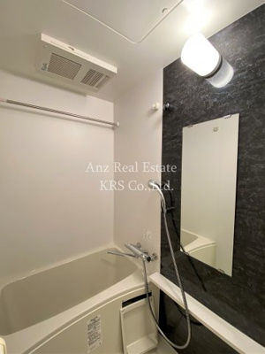 【浴室】 | エスリードレジデンス大阪本町 | 浴室乾燥機は湿気を排しカビ防止に大活躍！