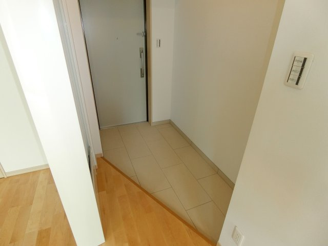 【玄関】 | Radiation Court