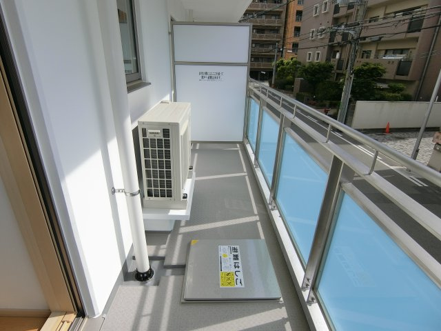 【バルコニー】 | Radiation Court