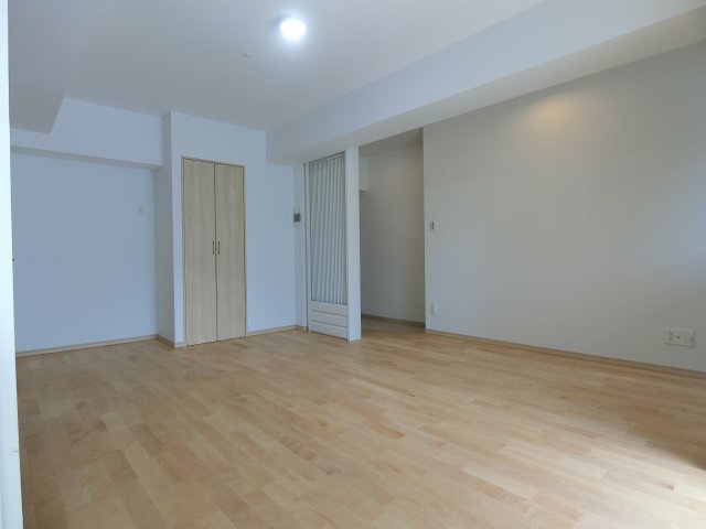 【寝室】 | Radiation Court