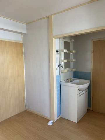 アーバン久保本の洗面所