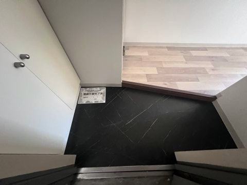 アッシュコート明石の玄関