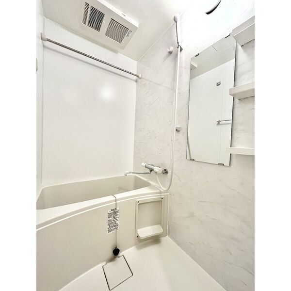 S-RESIDENCE金山Westの浴室