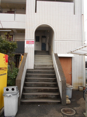★建物入口★