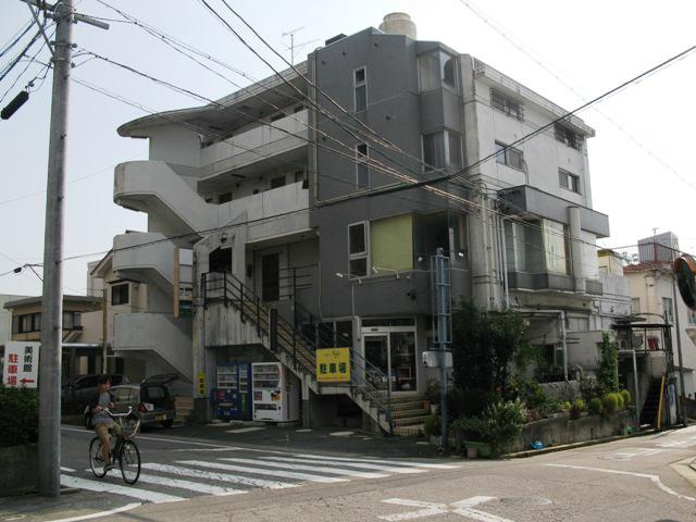 明大寺町 レジデンス織田の外観