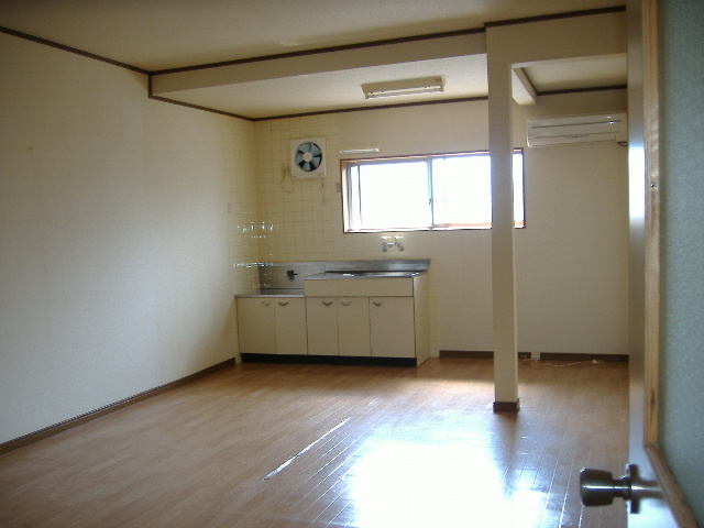 矢原戸建て　収益物件のダイニング