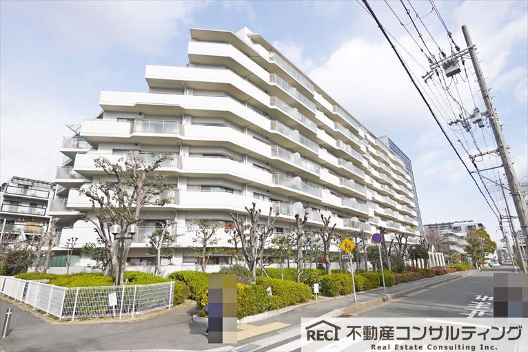 本山ロイヤルマンションの外観|角部屋