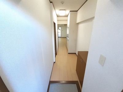 【玄関】 | アーバンビューとまり