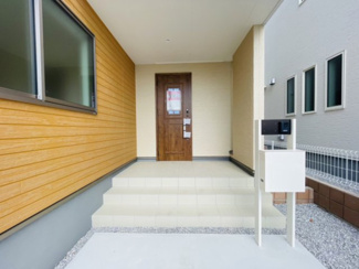 【エントランス】