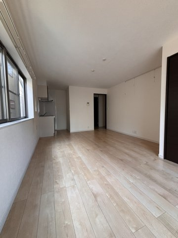 プラチナムファースト８の居間・リビング