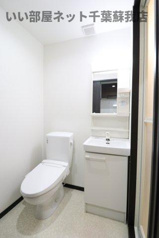 プライムコート浜野の洗面所|コンパクトで使いやすい洗面所