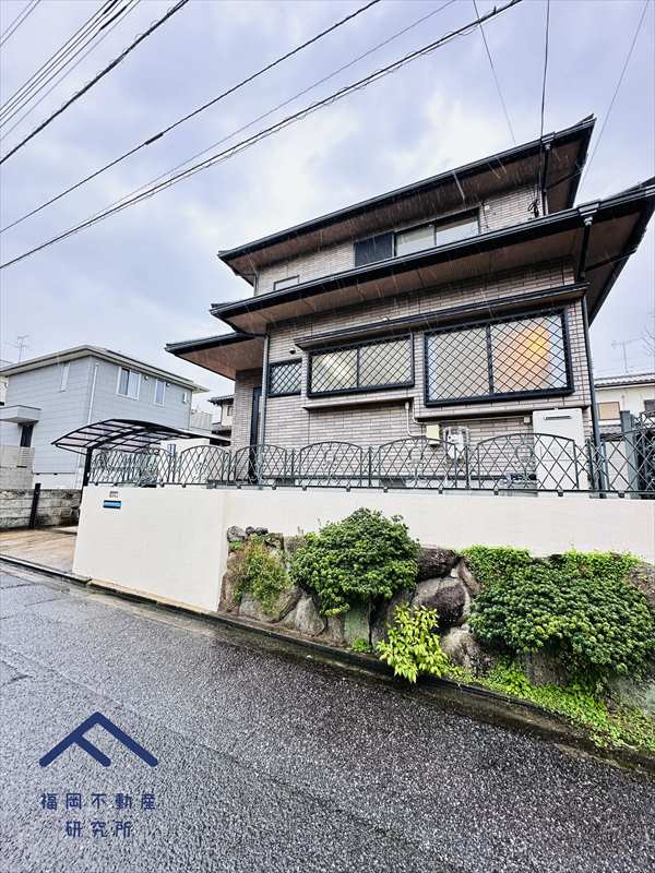 東区青葉3丁目　戸建ての外観