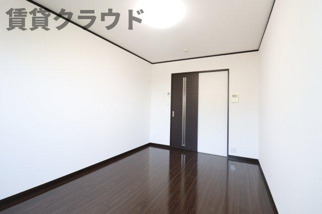 AQUE2の居間・リビング|1人暮らしにちょうど良い7.5帖のお部屋♪