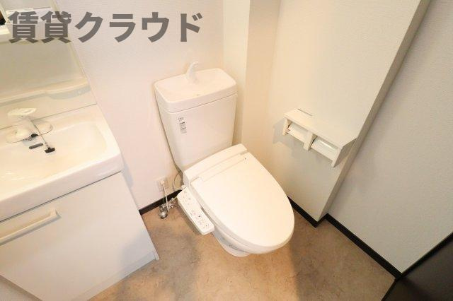 AQUE2のトイレ|人気の温水洗浄便座！