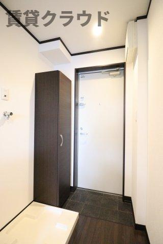 AQUE2の玄関|シューズボックス付きで靴もスッキリ収納！